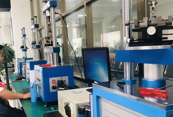 插拔力試驗機(jī)展示區(qū)